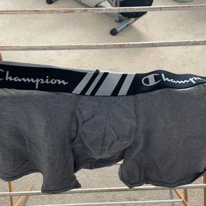 6 pairs of champion boxer briefs. Never worn